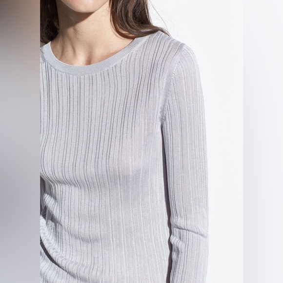 Vince Ribbed Slinky Crewneck Silver Metallic Long Sleeve Top Size Small - Picture 2 of 10